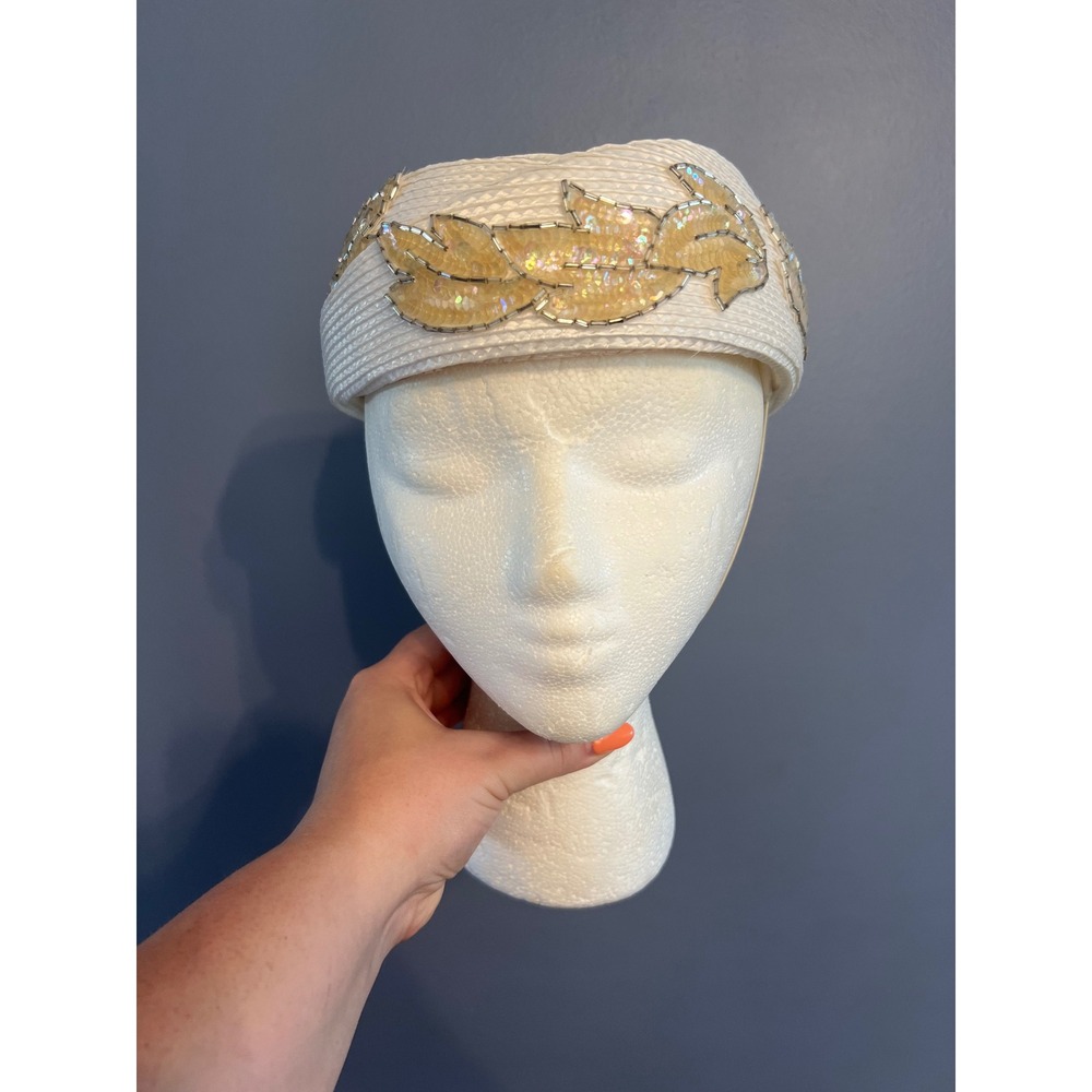 Vintage Woven White Pill Box‎ Hat W Sequin Pattern Elastic Strap 50s/60s Elegant
